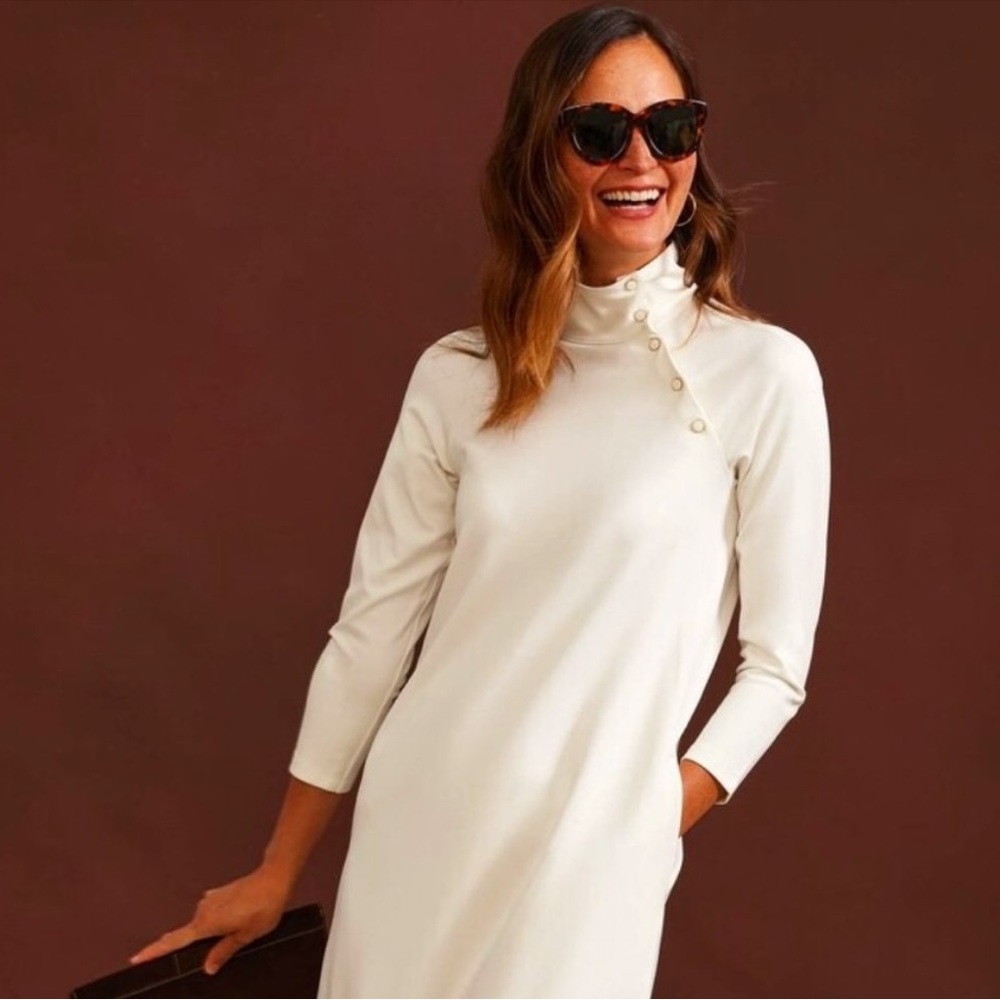 J McLaughlin Christabel Dress White Side Neck Button Snap